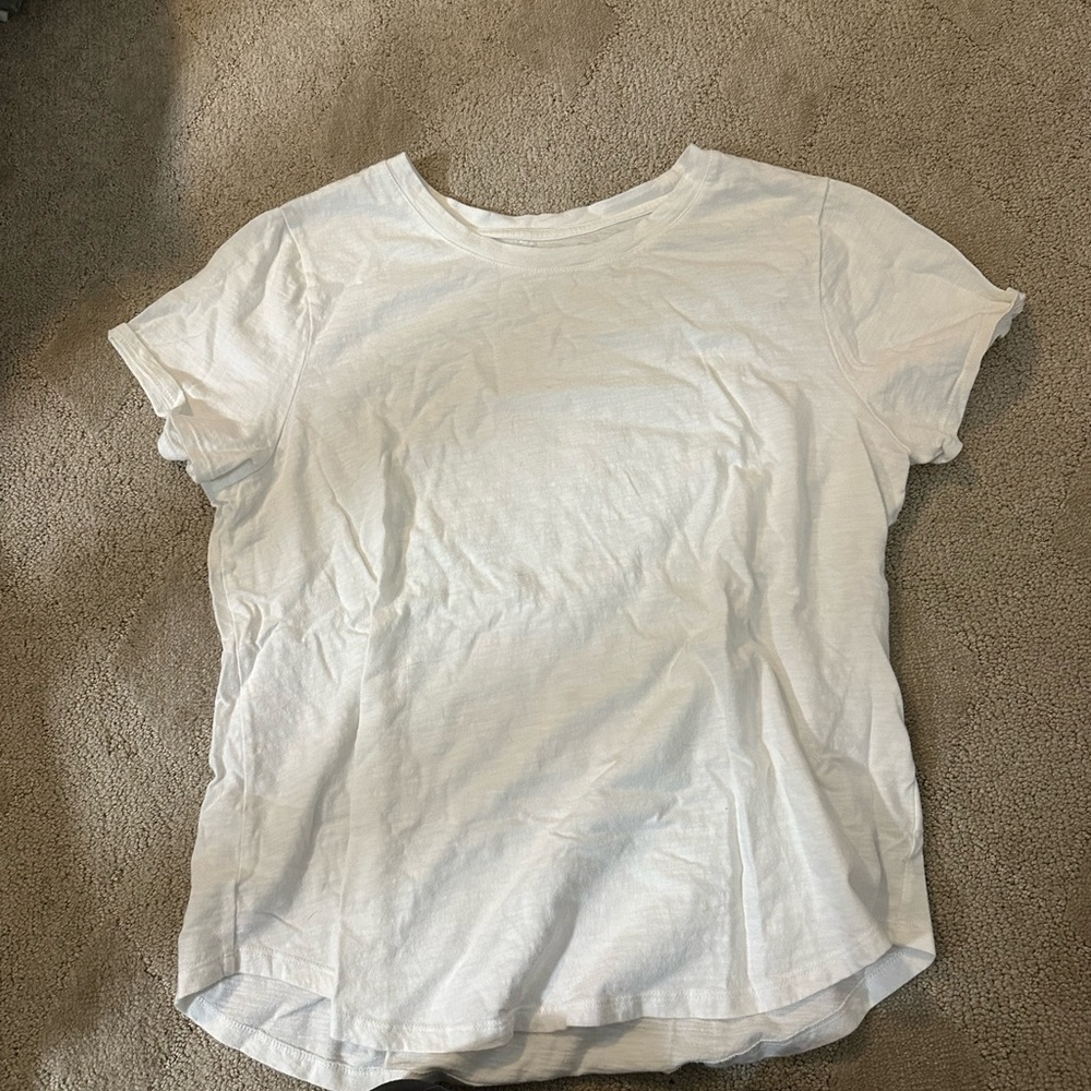 Women’s Old Navy Tee